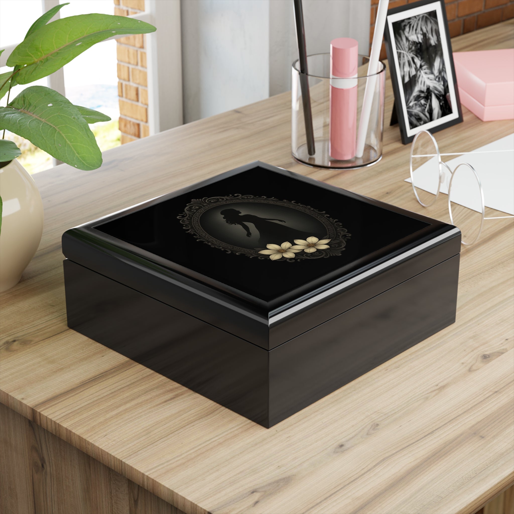 Cameo Shadow Gothic Jewelry Box Art – Shadows of the South Collection
